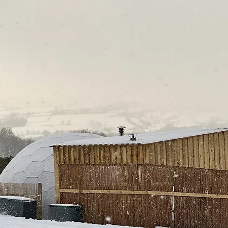Luksusowy namiot Deerstone Glamping-ingleborough Hill Dome-hot Tub *