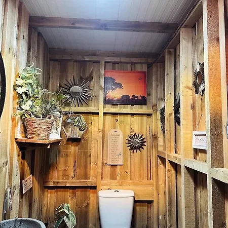 Luksusowy namiot Deerstone Glamping-ingleborough Hill Dome-hot Tub