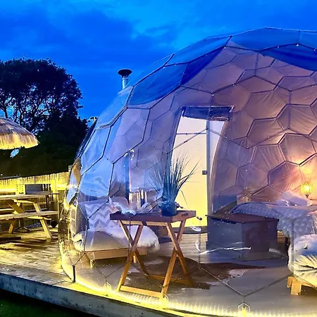 Lüks kamp alanı Deerstone Glamping-ingleborough Hill Dome-hot Tub *