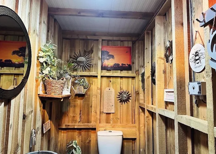 Luxury tent Deerstone Glamping-ingleborough Hill Dome-hot Tub